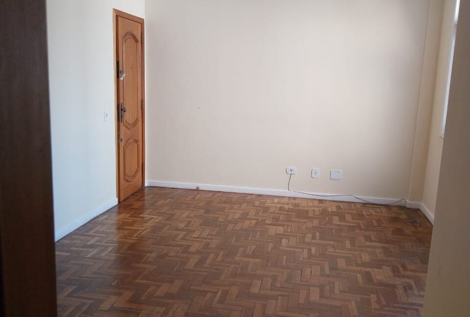 393bcf89-cfd8-49ee-b8bf-f3d2037e1ffb