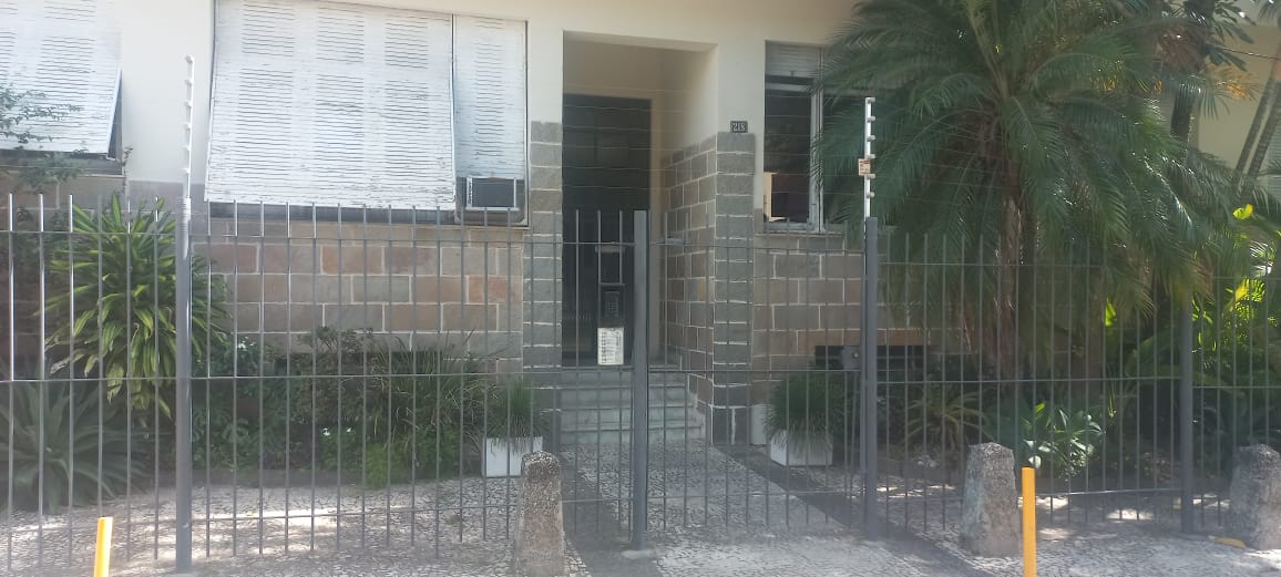 CENTRO/GLÓRIA – ALUGA – FUNDOS – SOL DA MANHA